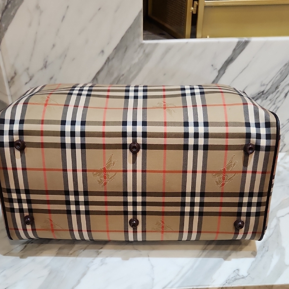 Burberry Tan and Brown Duffel  Travel Bag with Iconic Design - Picture 7 of 16
